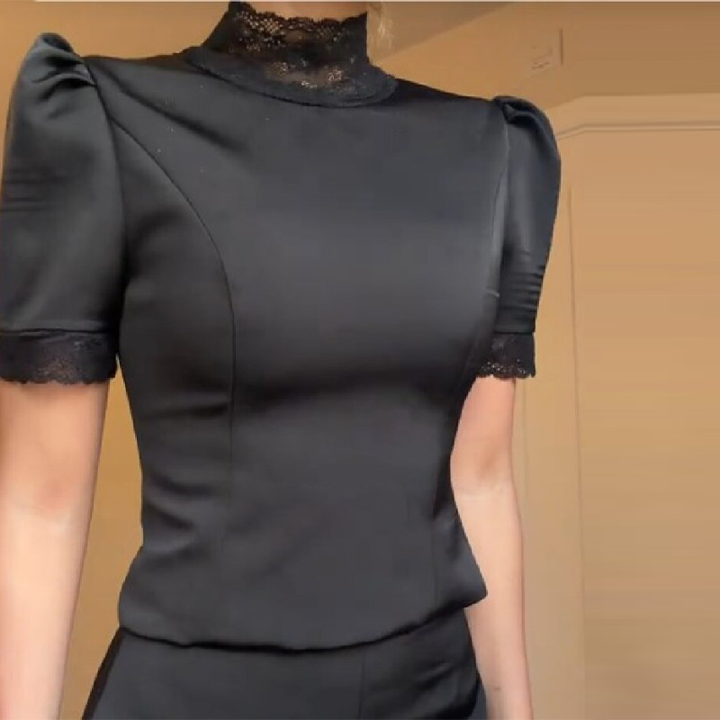 New Satin Lace Edge Top Short  - Shoulder Pad Set In recension och pris
